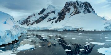 It's official—scientists have found a structure hidden under 3 kilometers of ice in Antarctica that could protect us from climate disaster