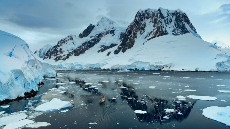 It's official—scientists have found a structure hidden under 3 kilometers of ice in Antarctica that could protect us from climate disaster