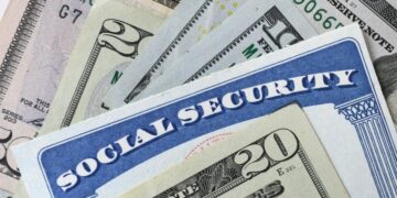 Confirmed - new additional payments to be received by retirees and families with children in the U.S.