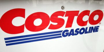 Goodbye to expensive gasoline for members—here's how Costco manages to offer cheaper fuel and how much you can save per year just by filling up there