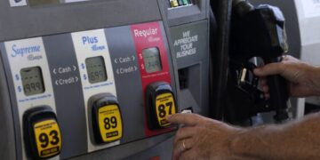 It's official - gas prices in Florida are back on the rise and these are the most expensive counties right now