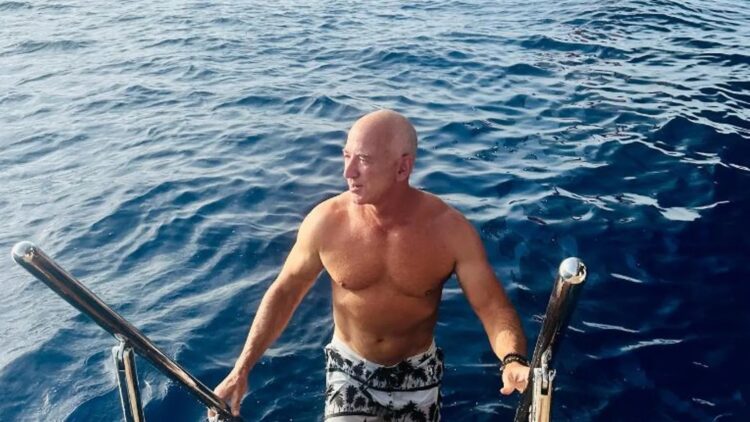 Bad news for the environment—Jeff Bezos' superyacht docks in Portland and highlights its ecological footprint 1 Bad news for the environment—Jeff Bezos' superyacht docks in Portland and highlights its ecological footprint