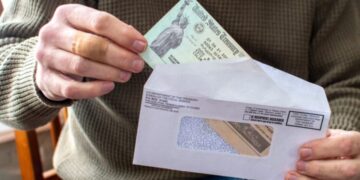It's official - New York will send checks of up to $400 for inflation and you don't need to do any paperwork