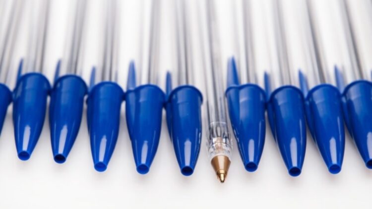 Myths be damned - the small hole in the ballpoint pen has a function that few know about and it is crucial