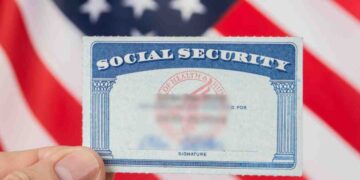 Goodbye to full benefits - Social Security will only be able to pay 77% of pensions from 2033 if not reformed urgently