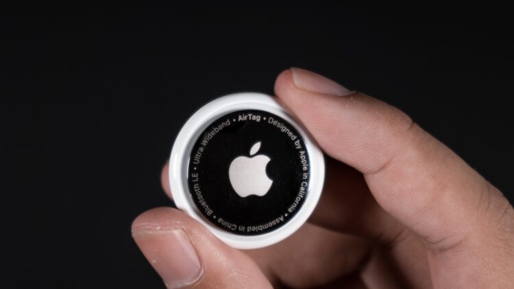 Confirmed—this is what the TSA says about traveling with Apple AirTags in your luggage on flights within the United States