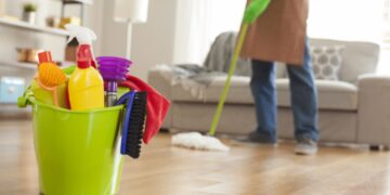 Monica is not shy about talking about how much she earns cleaning houses - “I charge 15$ an hour and on a good day I can make $173, but I spent three days sleeping on the street.”