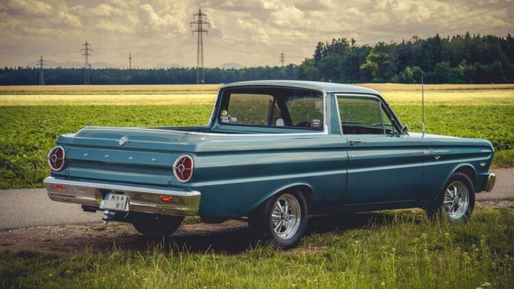 Ford is preparing the return of an iconic car in a 100% electric version