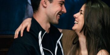 I am a psychologist—the five topics that the happiest couples talk about every day