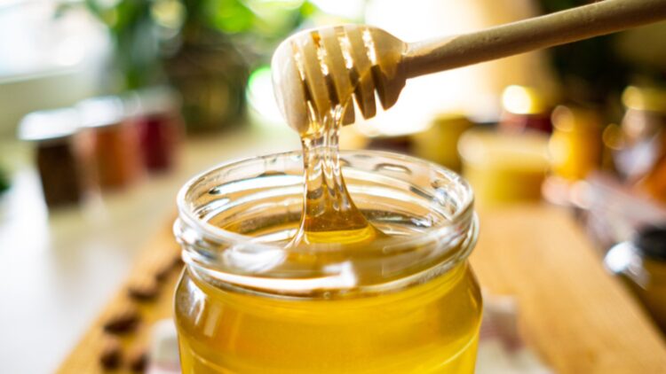 Confirmed—Honey can last thousands of years without spoiling and science explains why bacteria can't survive in it 1 Confirmed—Honey can last thousands of years without spoiling and science explains why bacteria can't survive in it