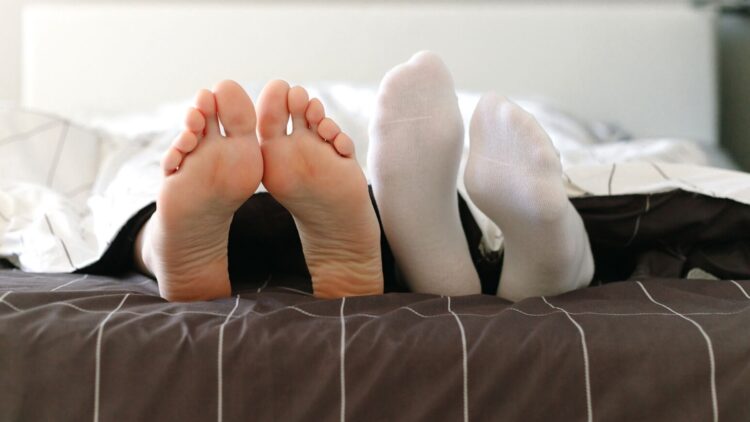 Neither superstition nor habit - sleeping with socks reveals your planning and organizational style