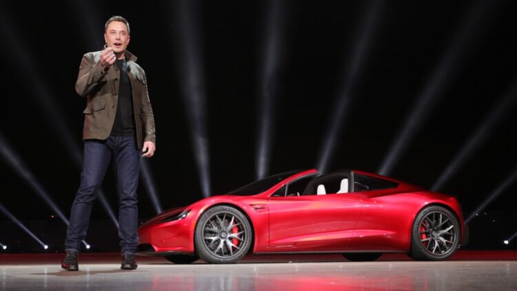 Neither Cybertruck nor Roadster - Tesla insists on its 1,000 km, rocket-powered Roadster, but remains undated and with many outstanding debts
