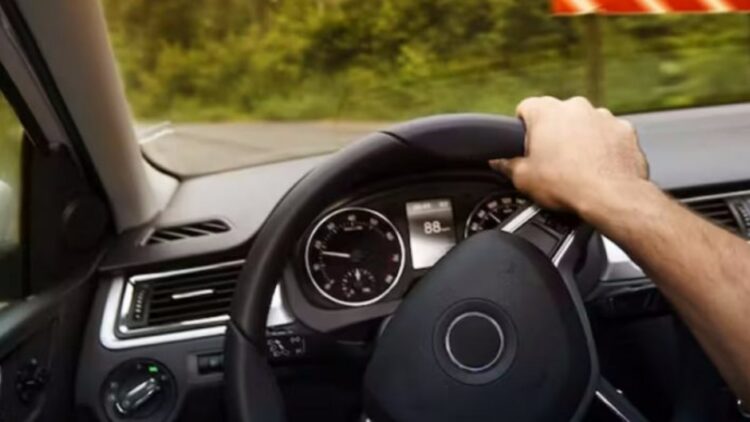 Here's what you need to know to avoid fines if you make a U-turn before an intersection in California 1 Here's what you need to know to avoid fines if you make a U-turn before an intersection in California