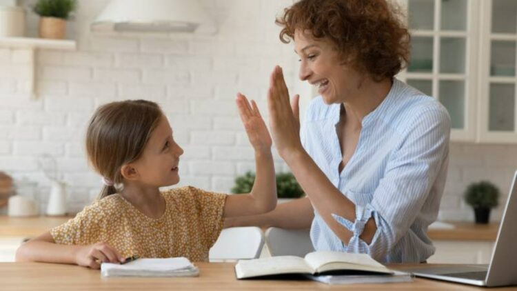 I am a mother and a psychologist-these are the 6 magic phrases to make a child listen to you and calm down 1 I am a mother and a psychologist-these are the 6 magic phrases to make a child listen to you and calm down