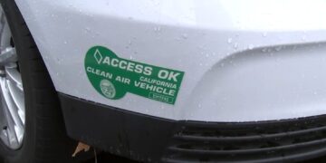 Farewell to green privilege-California eliminates exclusive carpool lane access for hybrids and electric vehicles driving alone this month