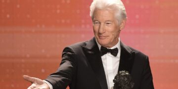 Richard Gere and his wife Alejandra Silva - “my wife and I in less than 6 years are going to end homelessness in Spain”