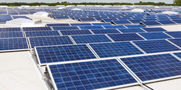 Neither 20 nor 25 years - these solar panels in Switzerland are still working after 30 years with more than 80% of their power - the secret is in the materials used at that time