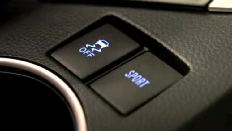 Confirmed by experts-if the VSC light comes on next to the Check Engine, your car could be hiding a major problem-this is what you need to do before it's too late 1 Confirmed by experts-if the VSC light comes on next to the Check Engine, your car could be hiding a major problem-this is what you need to do before it's too late