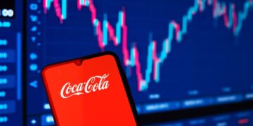 If you had invested $1,000 in Coca-Cola in 1995, today you would have this surprising amount, and dividends explain much of the secret