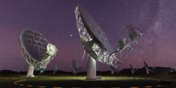 It's official—the MeerKAT radio telescope reveals a cosmic colossus that dwarfs the Milky Way by millions of light-years