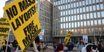 Neither DOGE nor Musk could sustain cuts - White House reverses course and calls back hundreds of workers