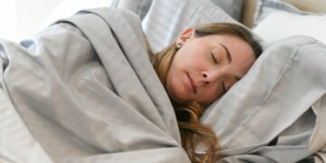 Confirmed—sleeping on your left side has surprising benefits for your heart, digestion, and even pregnancy