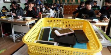 It's official—South Korea bans mobile phones in classrooms starting in 2025 due to social media addiction among teenagers