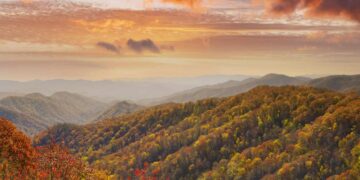 Confirmed by experts-these corners of the U.S. are travelers' favorite places to enjoy fall 2025