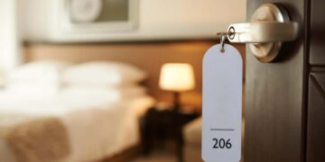 Confirmed—travel experts reveal the first thing you should check when arriving at a hotel if you don't want to encounter unexpected guests in your room