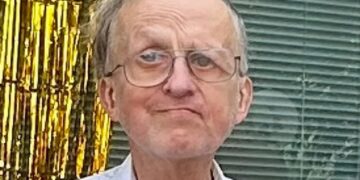 John Bartlett, the worker who dedicated more than 40 years to his company and only received a plaque - this happened next