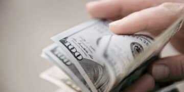 Controversy in Florida—proposal for some workers to earn less than the state minimum wage of $14 per hour