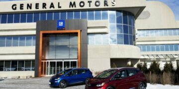 Class action lawsuit against General Motors—the brand is accused of selling cars with serious brake defects in 2025 models of Chevrolet, GMC, and Buick
