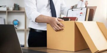 Amazon lays off 14,000 employees by text message - company uses unprecedented method to announce mass layoffs