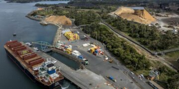 Goodbye hydrogen—scientists and companies in Tasmania discover how to transform hydrogen into green methanol—the clean fuel that is already revolutionizing the world