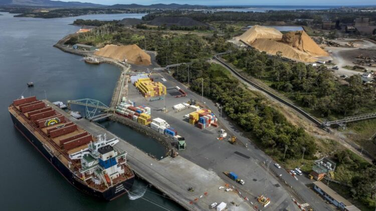 Goodbye hydrogen—scientists and companies in Tasmania discover how to transform hydrogen into green methanol—the clean fuel that is already revolutionizing the world