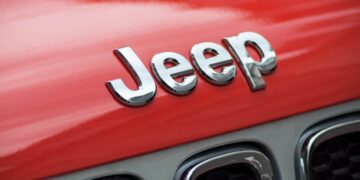 It's official—Jeep orders a massive recall of more than 123,000 vehicles due to a fault that could cause road accidents