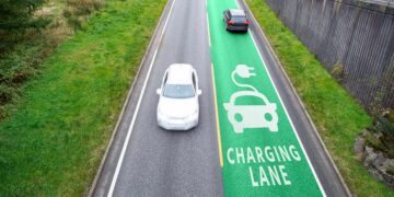 Revolution in Detroit—a highway can now charge electric cars while they drive—the project by Electreon and the state of Michigan promises to end plugs and range anxiety forever