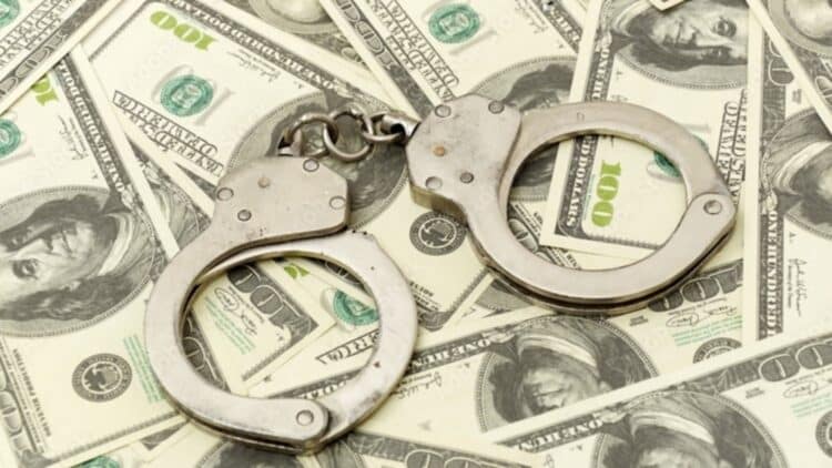 He pretended to be blind for more than 20 years and collected $175,000 in benefits—this is how they found out