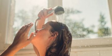Confirmed—science answers whether it is better to shower in the morning or at night, and the conclusion is not what you might think
