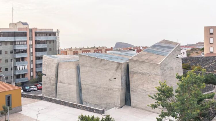 Neither the Taj Mahal nor the Burj Khalifa - a church in Europe is ranked as the best building in the world 1 Neither the Taj Mahal nor the Burj Khalifa - a church in Europe is ranked as the best building in the world