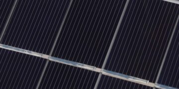 Farewell to conventional solar panels - Spanish scientists create a material that absorbs 99.5% of light and revolutionizes solar energy