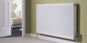 It's official - technical experts reveal the exact height and wall where the thermostat should go to save heat this winter