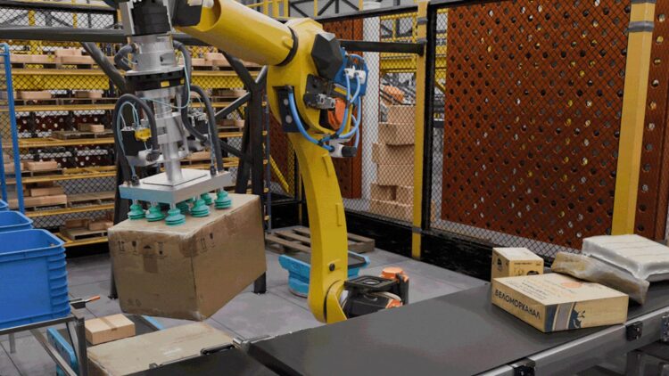 Goodbye to human employees—Amazon accelerates its robotic transformation and puts 600,000 jobs at risk