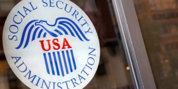 Confirmed—Social Security raises income requirement to $1,890 per credit in 2026—here's how it will affect millions of Latino workers in the U.S.