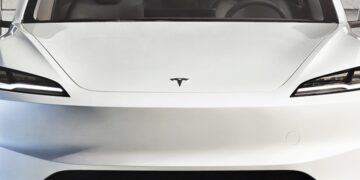 New scandal for Tesla - doors that won't open reportedly caused another deadly tragedy, new lawsuit says