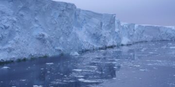“The final judgment” - scientists warn after detecting hundreds of earthquakes beneath this glacier that could cause a catastrophe - how it affects us