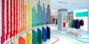 Farewell to a historic clothing brand - the company announces the immediate closure of more than 400 stores due to bankruptcy, leaving the textile sector in shock