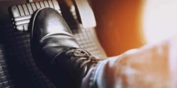 Safe braking—when it is worth replacing all four brake pads at the same time and preventing traffic accidents