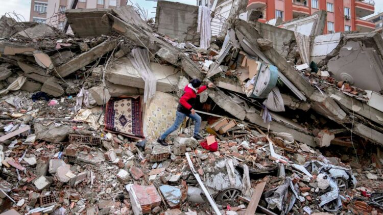 It's official—researchers present a mathematical method that changes how earthquakes are analyzed around the world