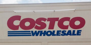 Costco automatically refunds price drops within 30 days, changing the shopping experience for members nationwide